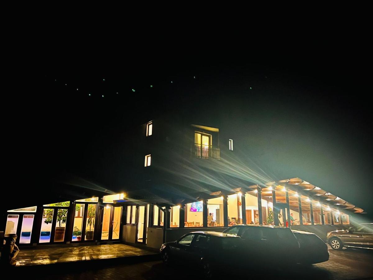 Pensiunea Sky Hub Arieşeni エクステリア 写真